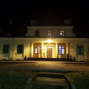 quadrans-hostel.warsawhotelspoland.com/